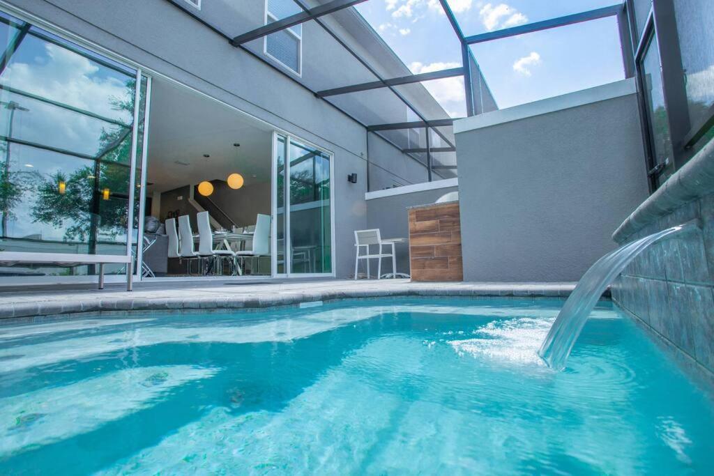 Beautiful Four Bedrooms Townhouse With Splash Pool At Le Reve Resort Кисими Екстериор снимка